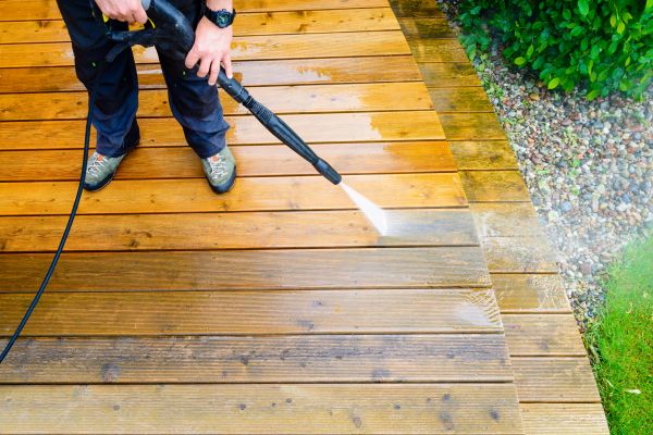 Cost of Deck Power Washing in Lexington
