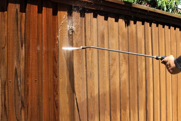 Cost of Fence Cleaning in Lexington