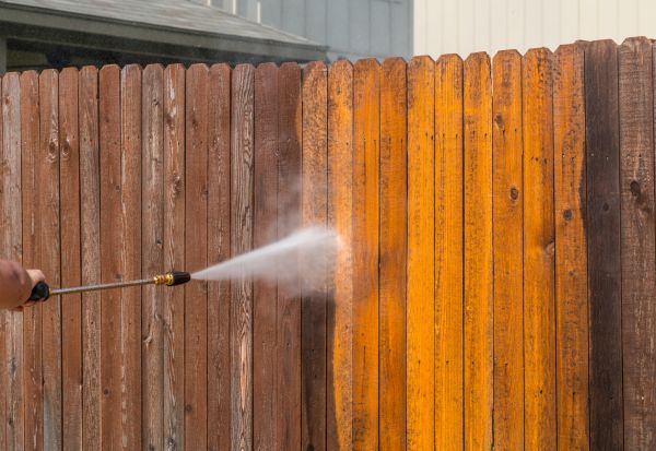 Cost of Fence Power Washing in Lexington