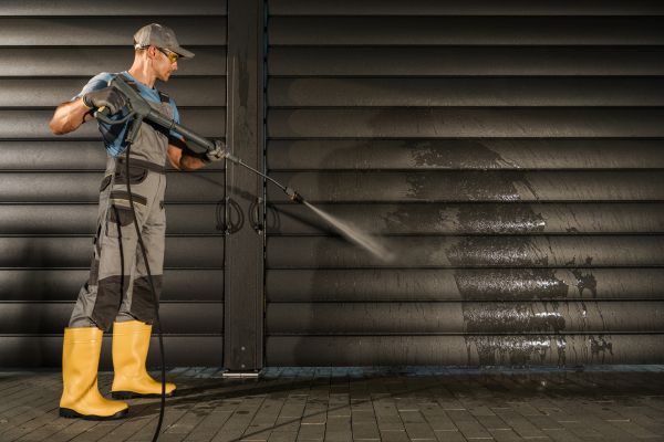 Cost of Garage Power Washing in Lexington