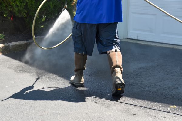 Cost of Asphalt Driveway Cleaning in Lexington
