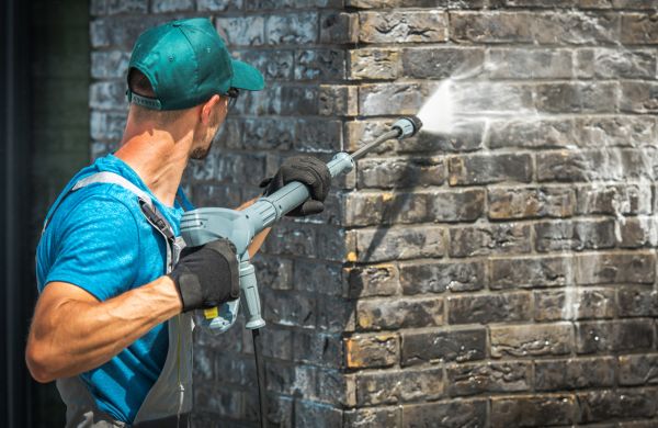 Cost of Brick House Washing in Lexington